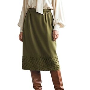 VTG 80s Lucien Daunois pure wool olive green lattice hem straight midi skirt